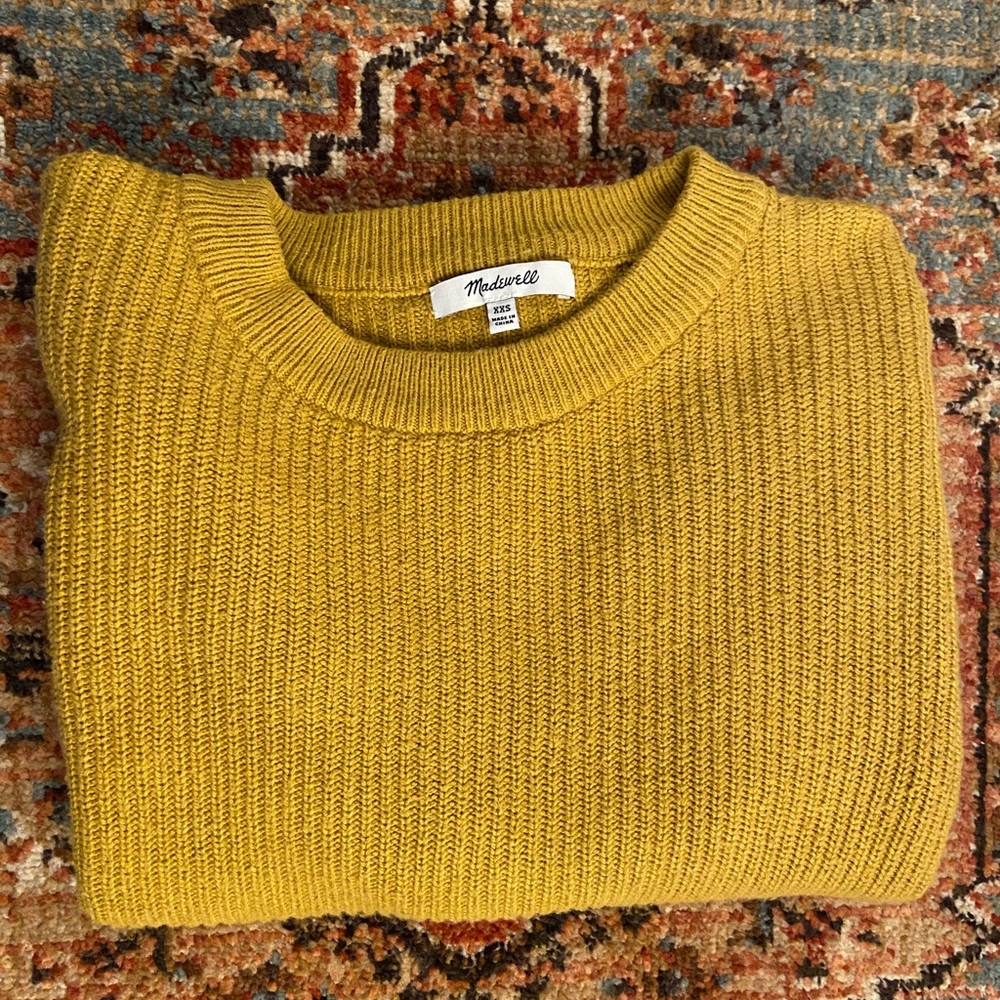 Madewell sweater with pockets
